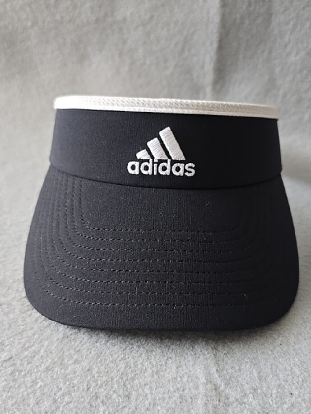 Adidas Black Visor with White Trim  Logo Golf Tennis Pickleball Walking Jogging